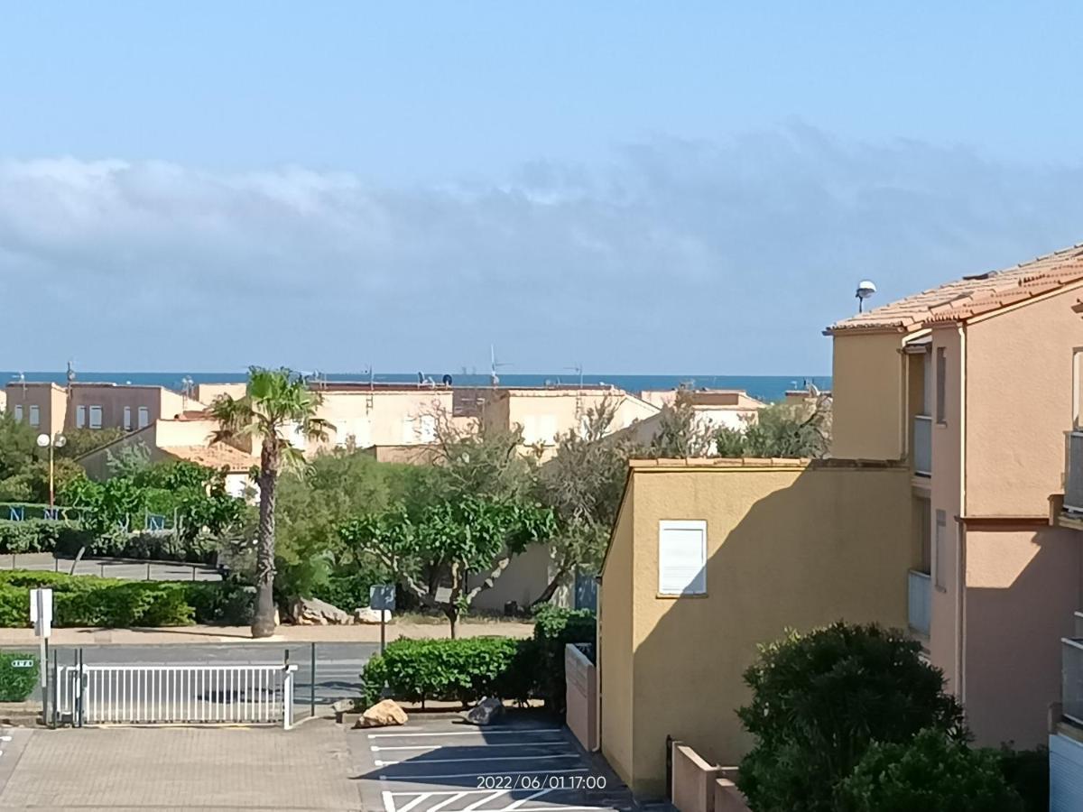 St Pierre La Mer,Appartement T2 En Residence Calme 플뢰리 외부 사진